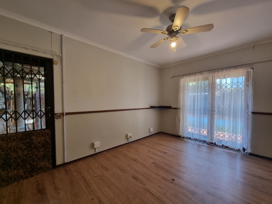 4 Bedroom Property for Sale in Table View Western Cape